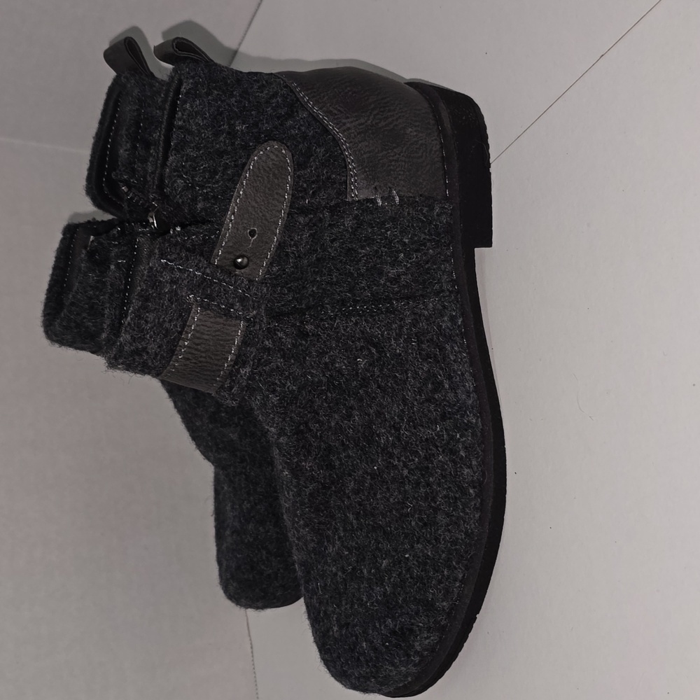 Bearpaw Solstice Women’s Size 7 Ankle Bootie WOOL Winter SIDE ZIP Gray - Picture 6 of 16